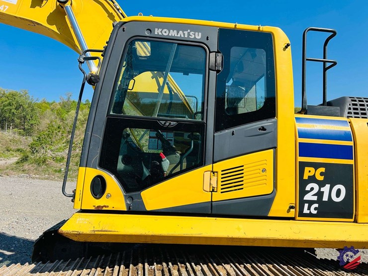 2015-komatsu-pc210-lc-image-95