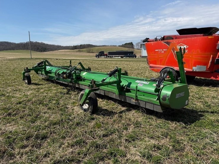 loftness-30’-stalk-chopper-image-1