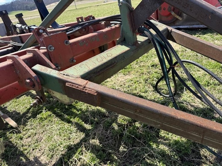 brillion-soil-commander-7-shank-deep-ripper-image-20