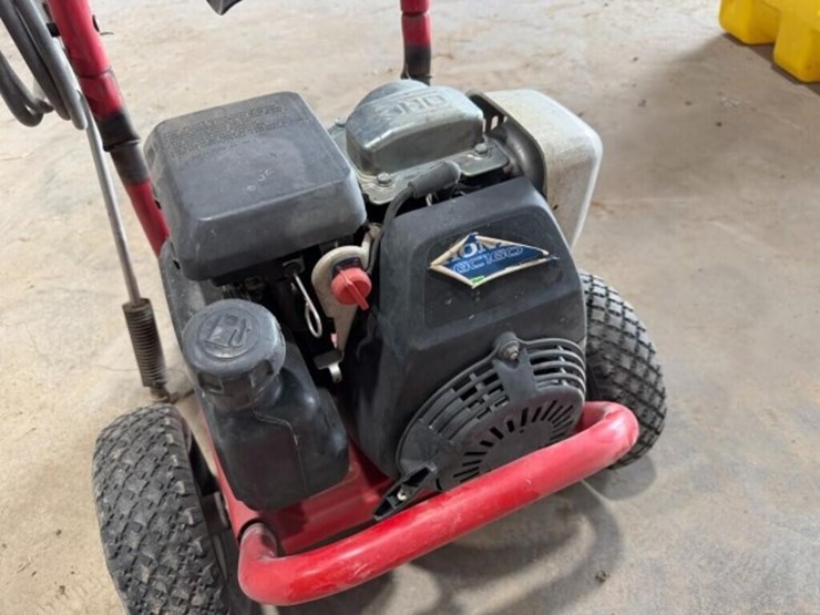 powerboss-pressure-washer-image-3