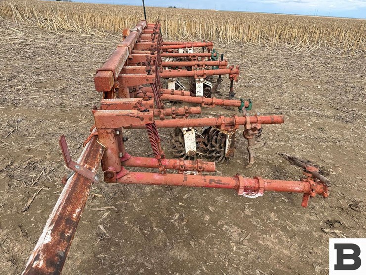 lilliston-rolling-cultivator-image-11