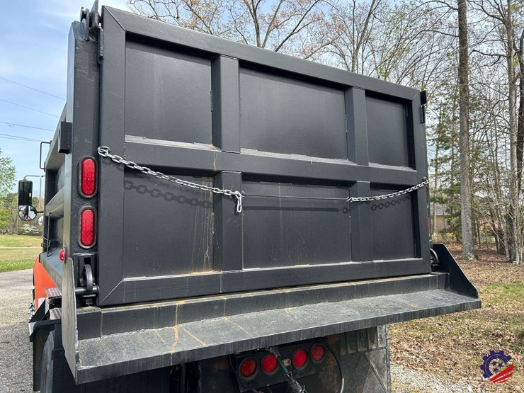 2005-kenworth-t300-image-4