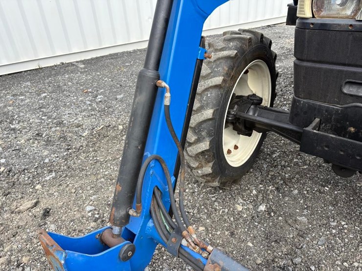 new-holland-45-image-7