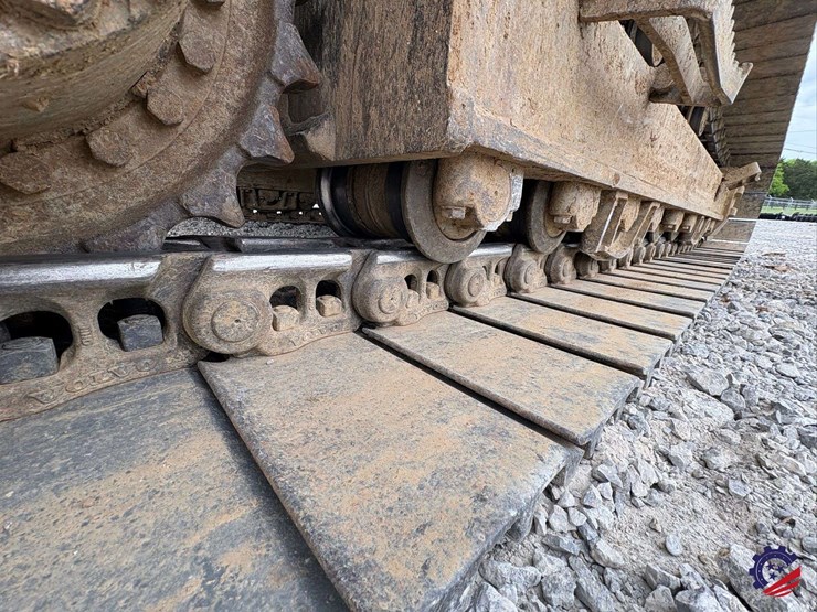 2017-volvo-ec300el-image-19