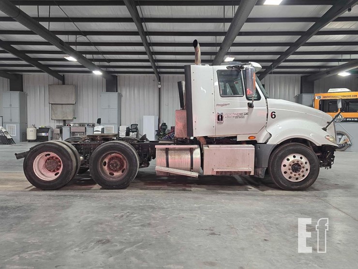 2014-international-prostar-image-6