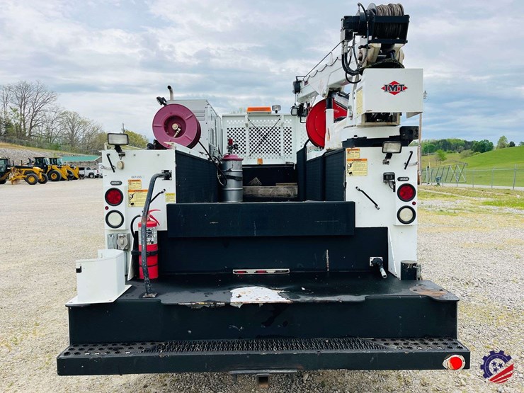 2015-international-durastar-4300-image-4