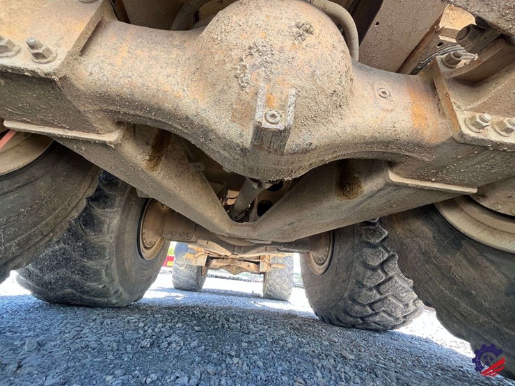 2010-volvo-a40e-image-38