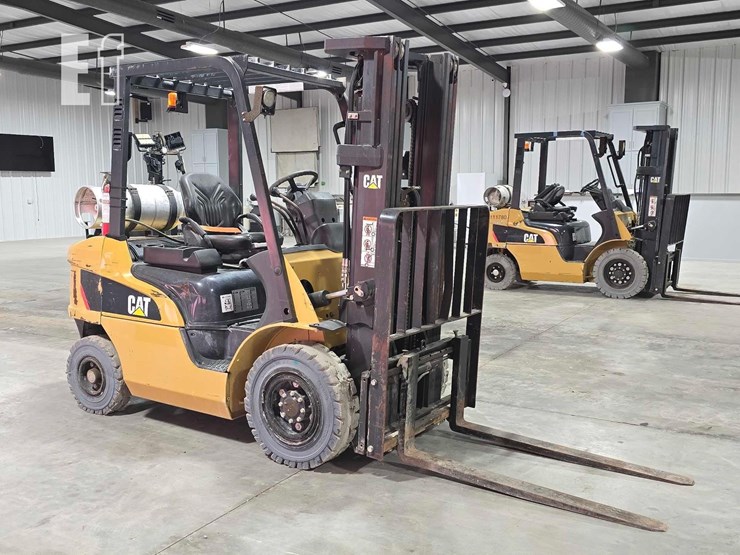 2021-caterpillar-gp25n-image-2