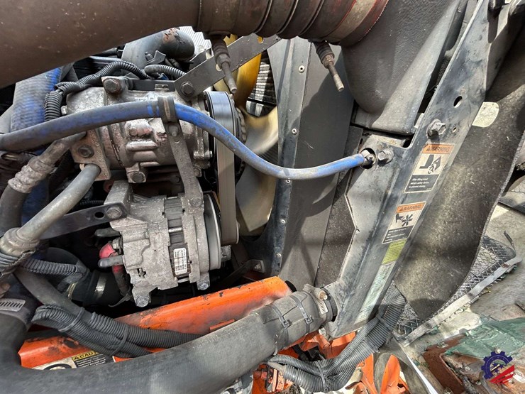 2005-kenworth-t300-image-107