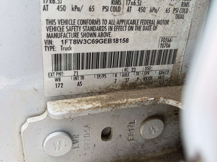 2016-ford-f350-image-3