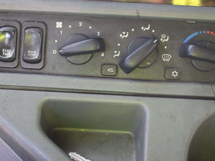 2018-freightliner-glider-3alxfbcg5jdju6490-mileage:-878554-image-33