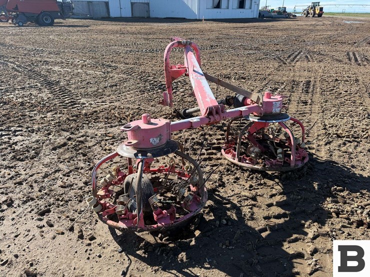 simak-hm-300-tedder-image-3