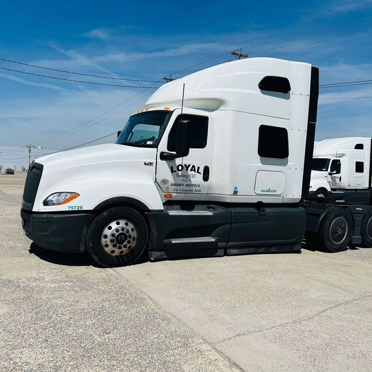 2024 INTERNATIONAL LT