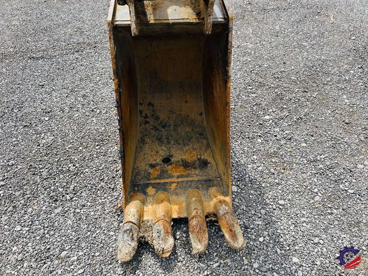 2008-komatsu-pc78mr-6-image-10