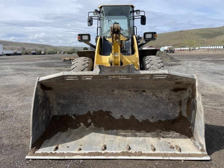 2019-komatsu-wa320-8-image-8