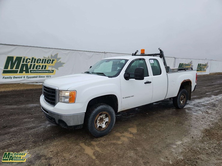 2008-gmc-sierra-2500hd-image-1