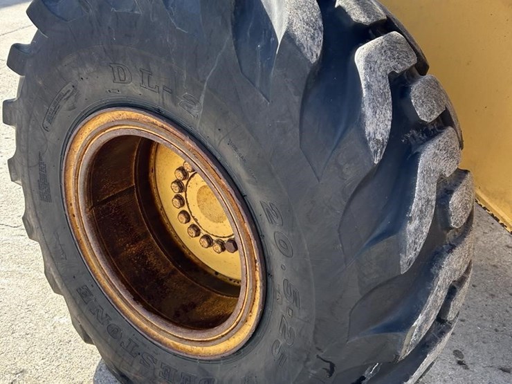 2000-caterpillar-938g-image-54