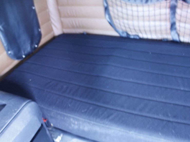 2019-freightliner-cascadia-126-image-2