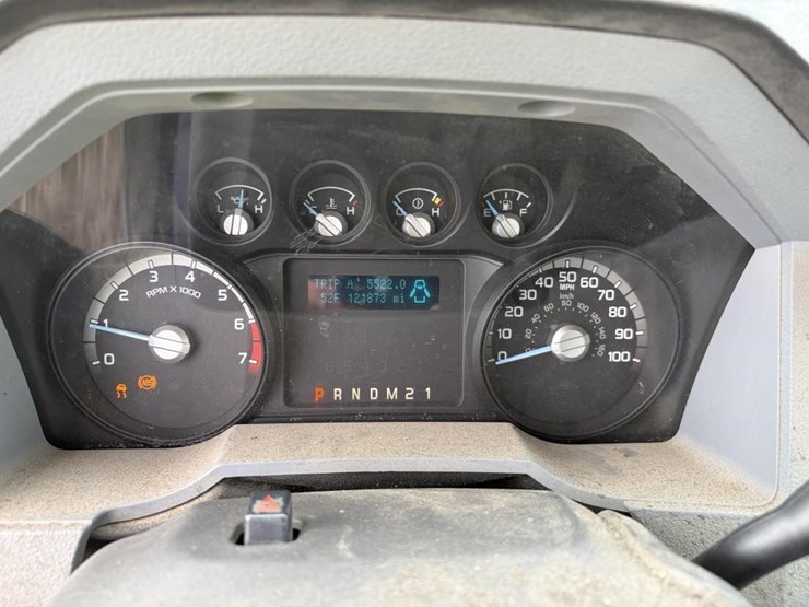 2011-ford-f250-image-15