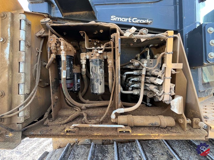 2017-deere-700k-xlt-image-49