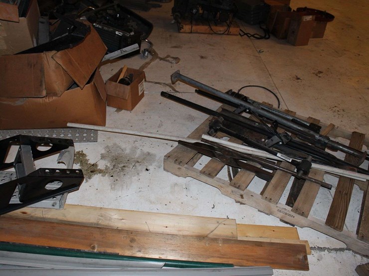 2019-peterbilt-glider-1npbggggx0d654893-mileage:-milage-unknown-image-24