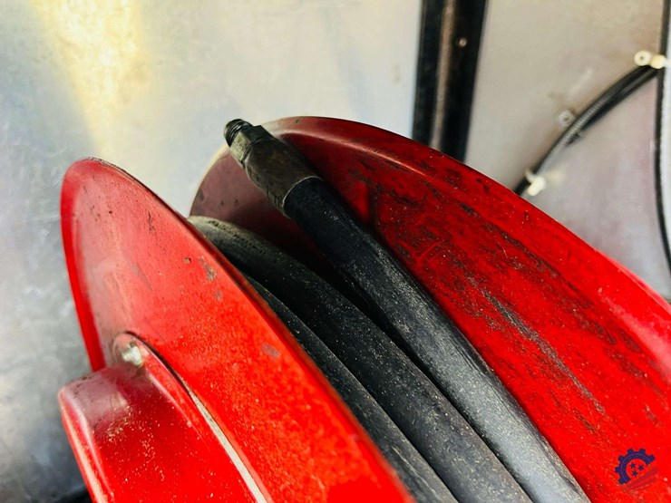 2009-gmc-savana-s/a-enclosed-roadside-service-truck-image-40