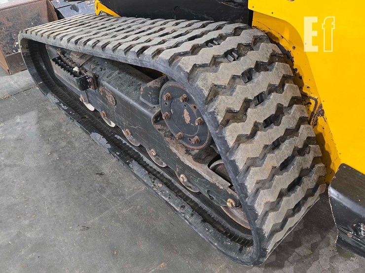 2021-jcb-3ts-8t-image-26