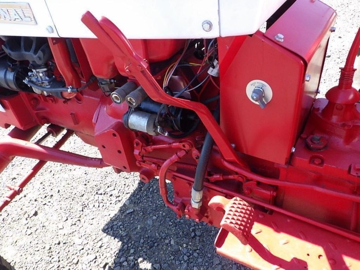 international-tractor-image-24