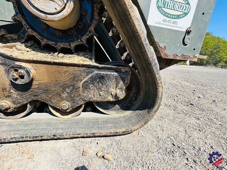 2018-caterpillar-299d2-image-26