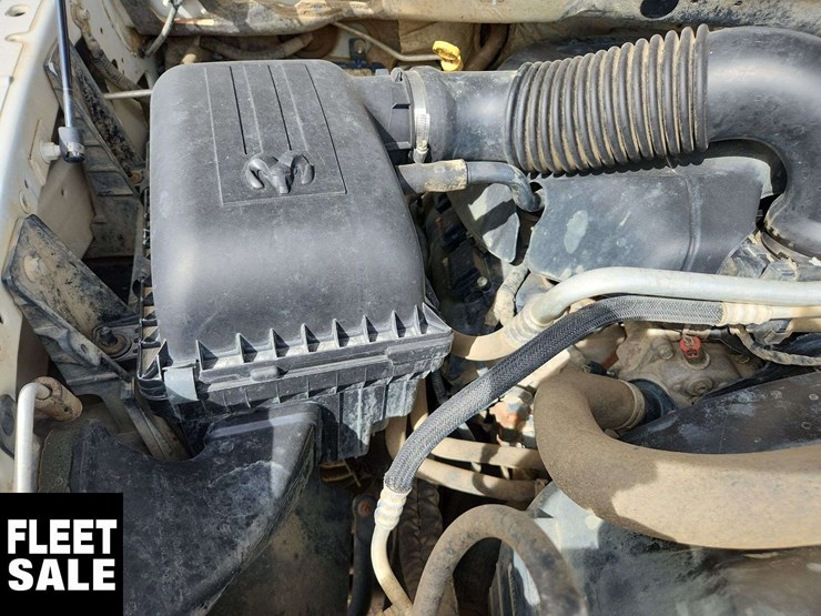 2017-dodge-2500-image-26