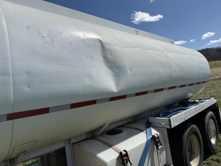 1974-heil-40'-semi-tanker-trailer-image-20