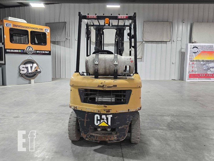 2019-caterpillar-gp25n-image-8