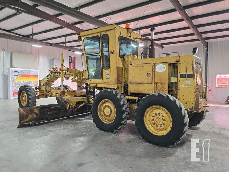 1989-caterpillar-120g-image-4