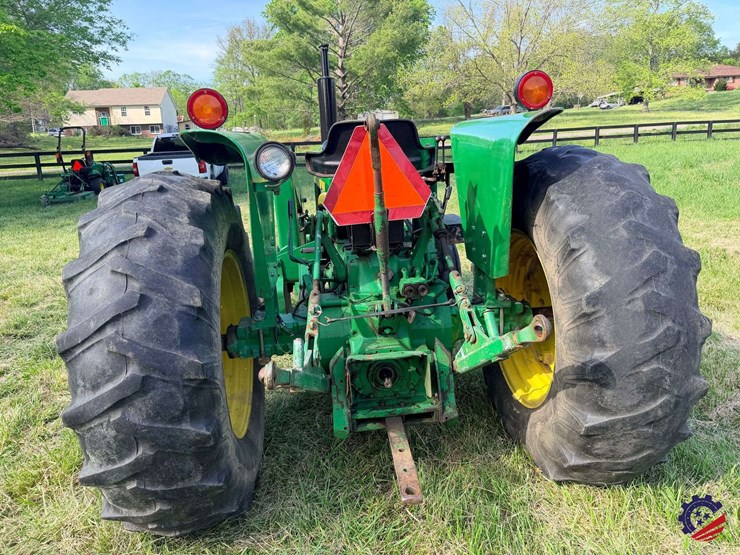 john-deere-2640-image-7