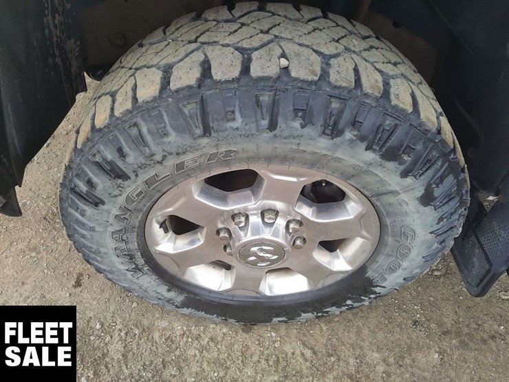 2018-dodge-2500-image-9