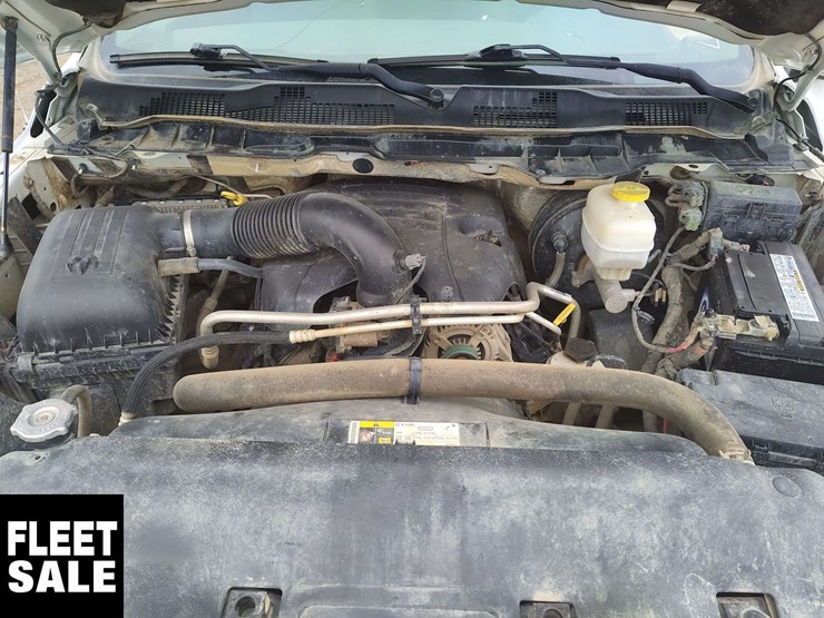 2017-dodge-2500-image-28