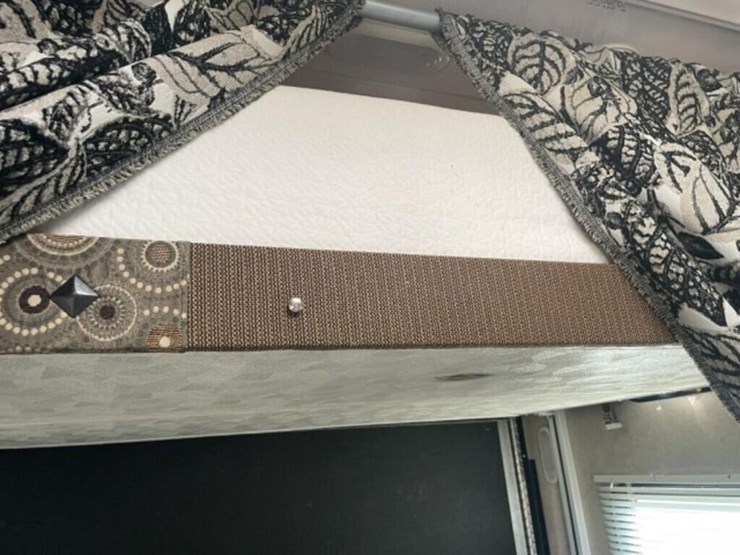 2014-forest-river-26’-puma-toy-hauler-rv-travel-image-25