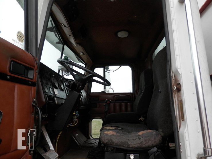 1987-international-9300-image-10