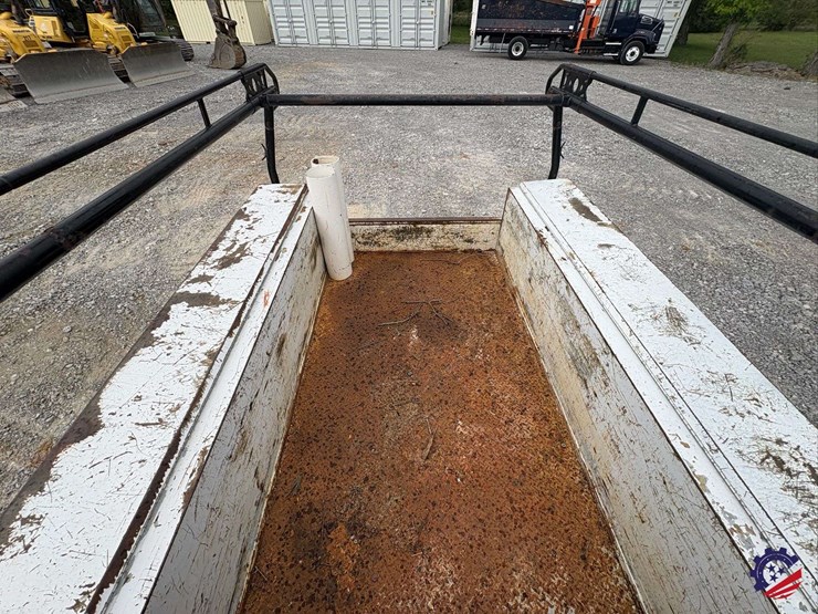 2005-chevrolet-silverado-2500hd-image-34