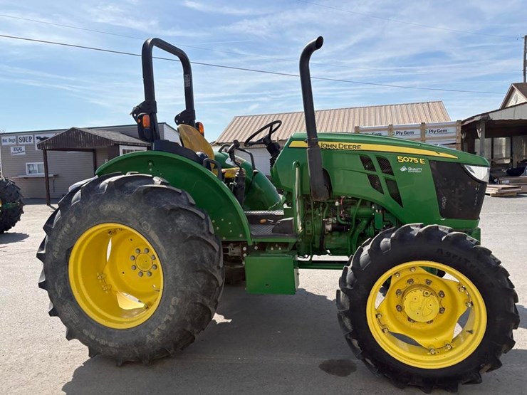 john-deere-5075e-image-7