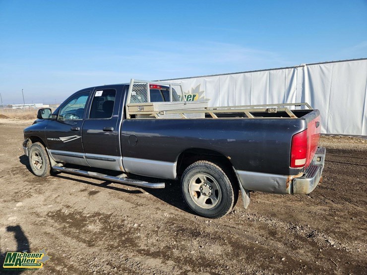 2002-dodge-ram-1500-image-3