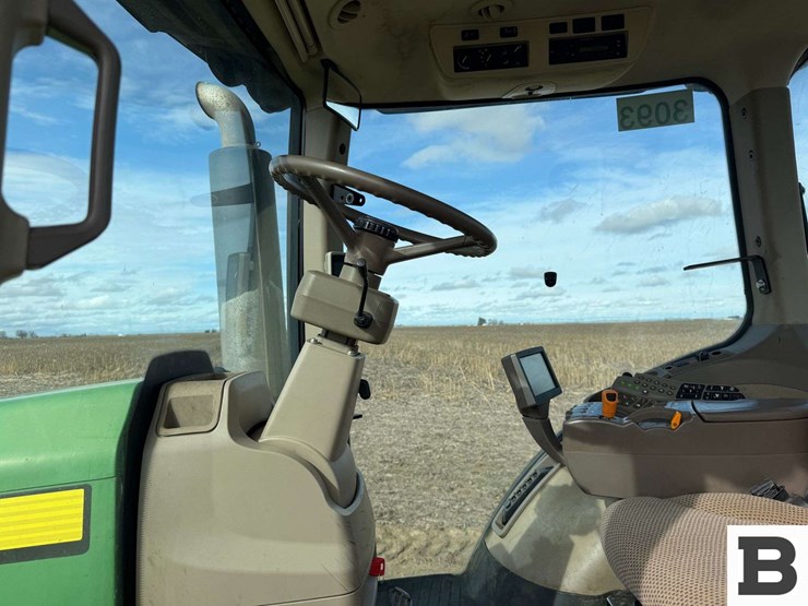 2014-john-deere-8295r-image-69