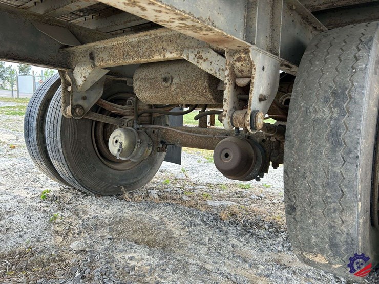 fruehauf-28ft-image-12