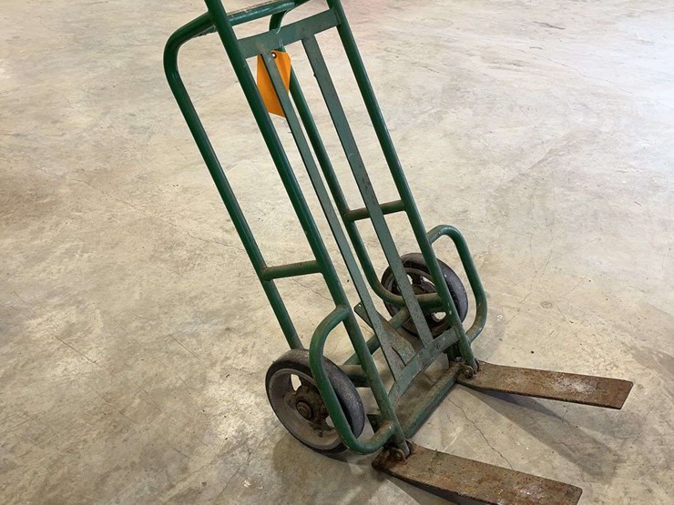 green-two-wheeler-image-2