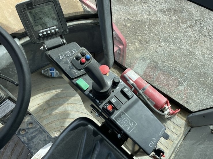 2022-dynapac-ca2500d-image-28