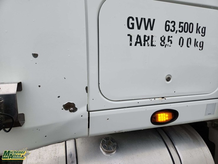 2014-international-prostar-image-40