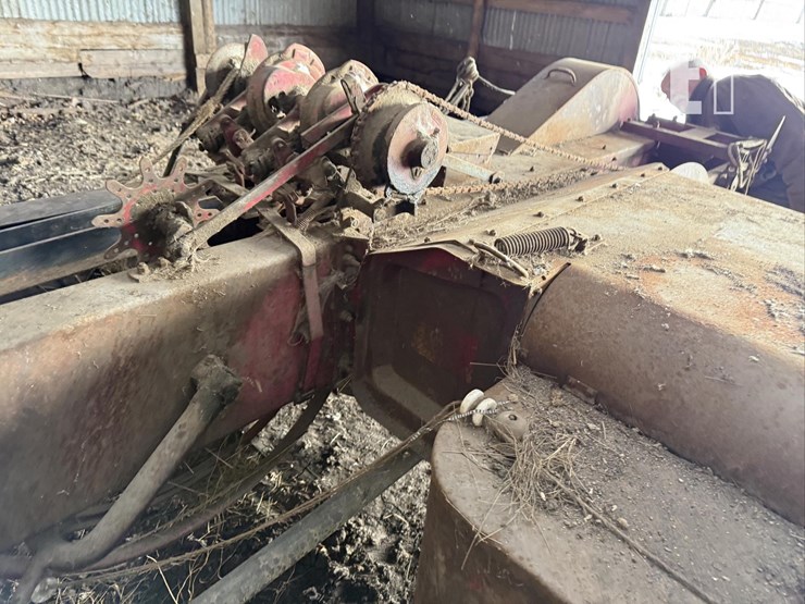 new-holland-66-image-5