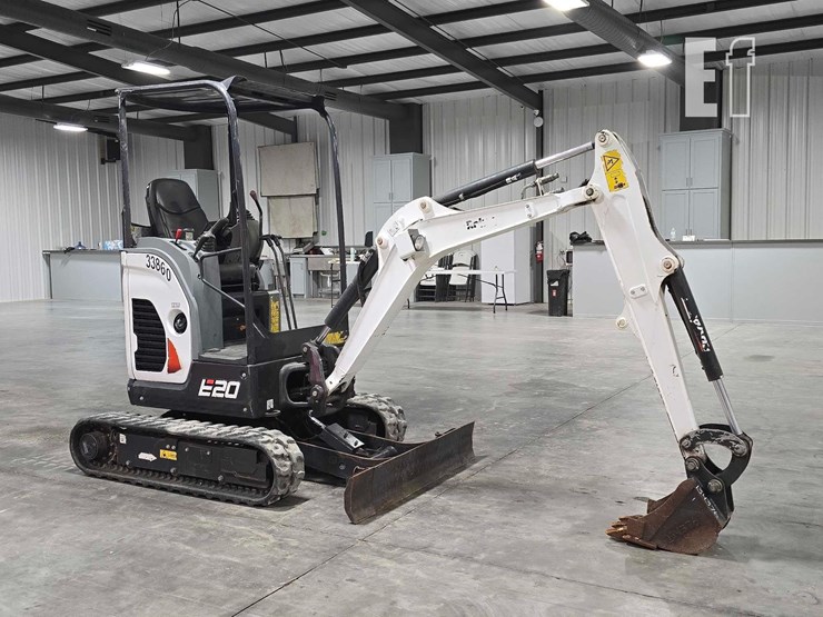 2022-bobcat-e20-image-2