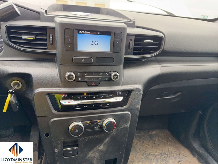 2020-ford-explorer-police-interceptor-image-18