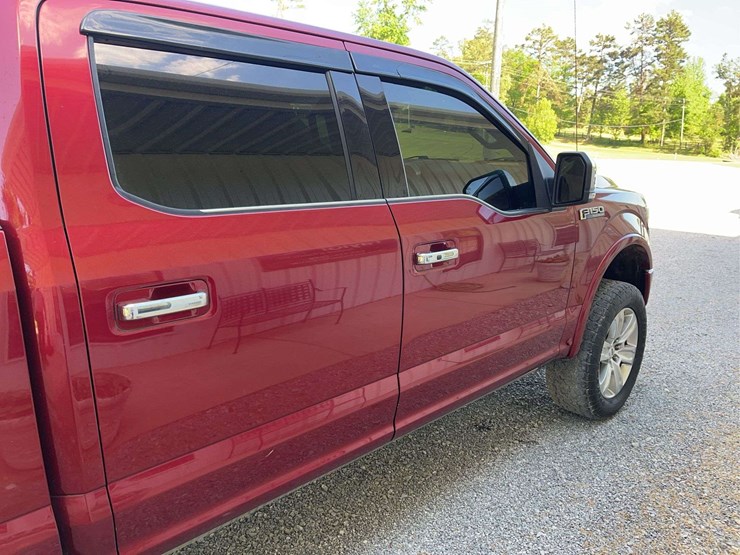 2018-ford-f150-platinum-image-15